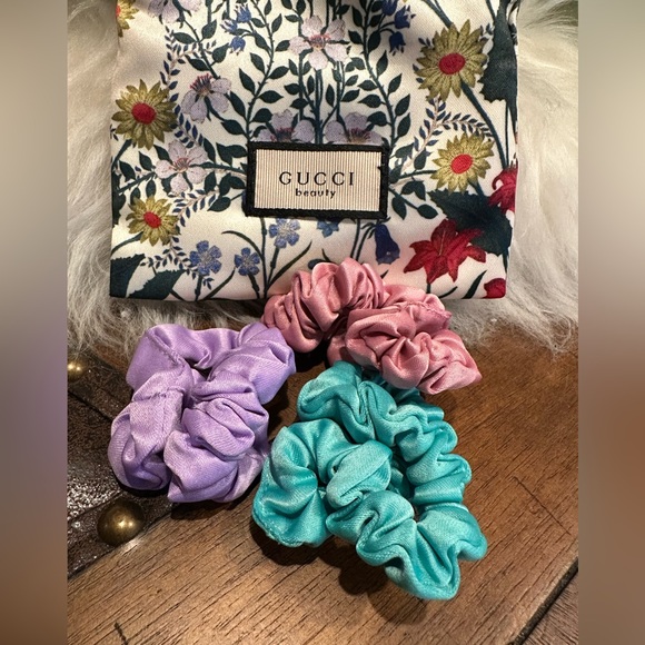 VIP Gift - Picture 2 of 13